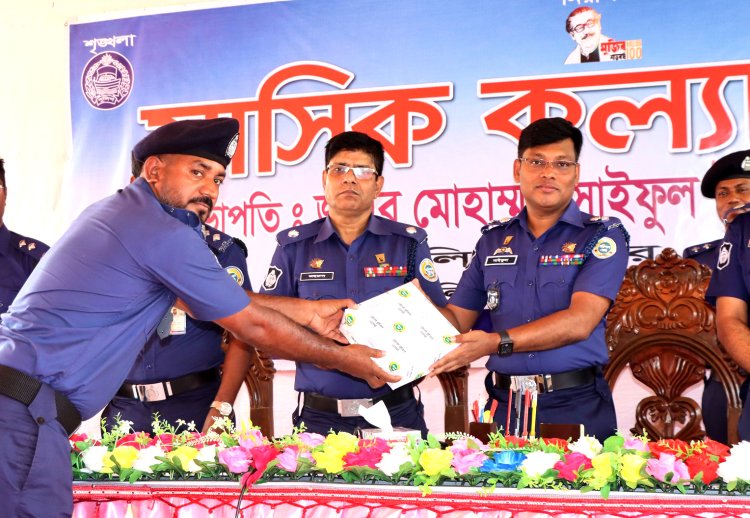 ২৪ ঘন্টার মধ্যে হত্যা মামলা উদঘাটন ও আসামি গ্রেফতার করে পুরস্কৃত এসআই ছায়েদুর 
