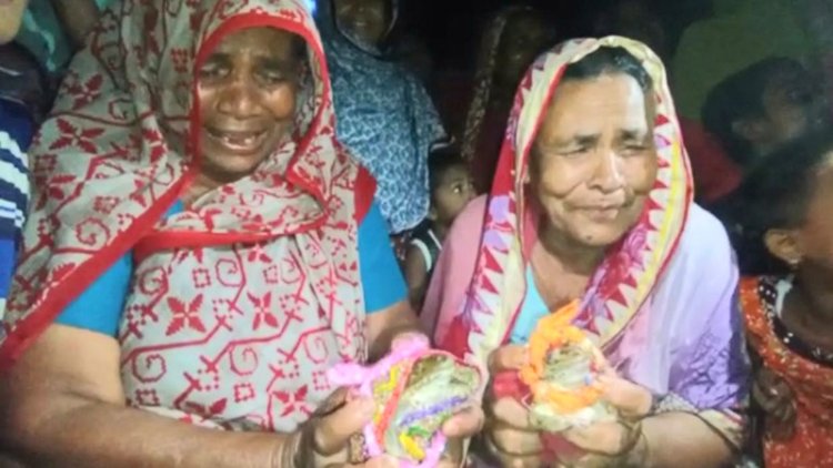 বৃষ্টির আশায় ৯ লাখ টাকা দেনমোহরে দুই ব্যাঙের বিয়ে