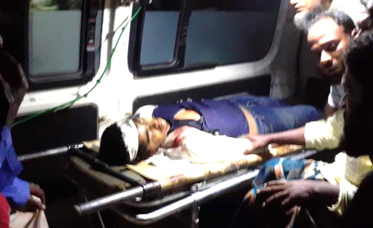 লালমোহনে সড়কে প্রাণ গেলো এসএসসি পরীক্ষার্থীর