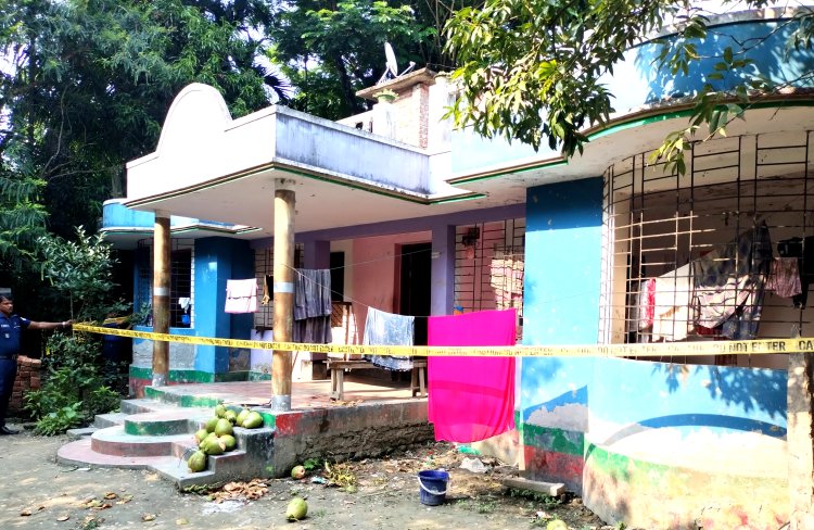 লালমোহনে বসতঘরে ডাকাতি, টাকা-স্বর্ণালংকার লুট
