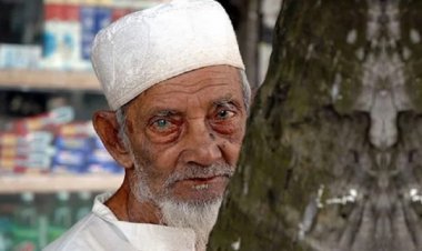 দেশের মানুষের গড় আয়ু বেড়ে ৭২.৪ বছর