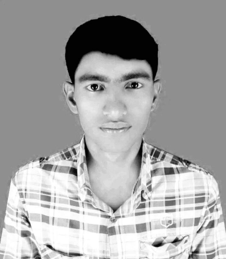 লালমোহনে স্ত্রীর সামনেই মৃত্যুর কোলে ঢলে পড়লেন স্বামী