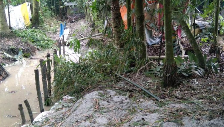 চরফ্যাশনে ছয়দিন ধরে অবরুদ্ধ এক পরিবার