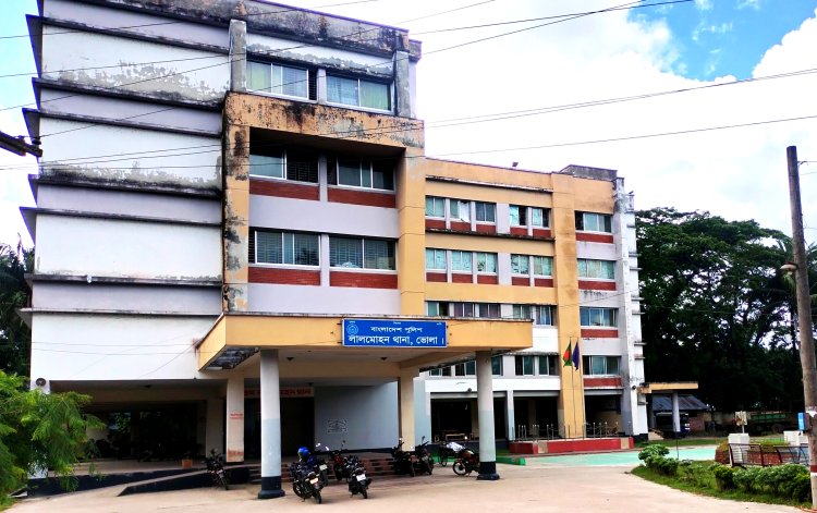 লালমোহনে অভিমানী তরুণের আত্মহনন