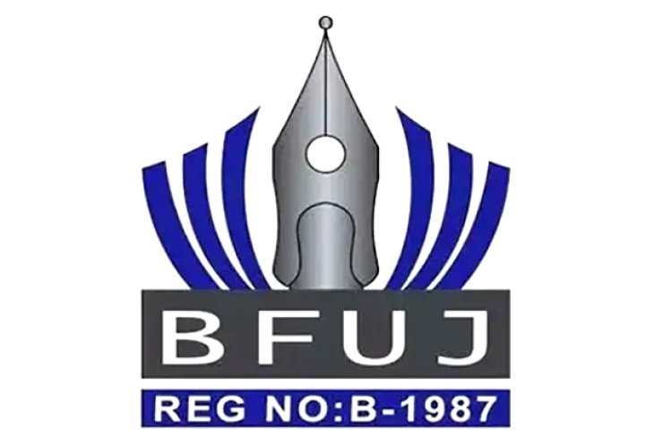 এক মাসে নিগ্রহের শিকার ৪২ সাংবাদিক
