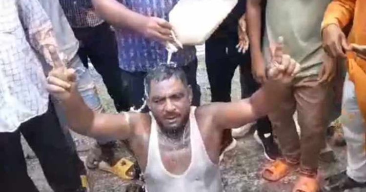 দুধ দিয়ে গোসল করে আওয়ামী লীগ ছেড়ে বিএনপিতে হাসেম