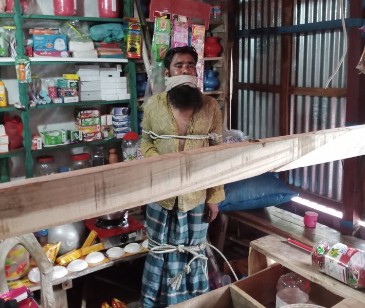 মনপুরায় ব্যবসায়িকে বেঁধে দুই দোকান ডাকাতি, নগদ টাকা ও মালামাল লুট