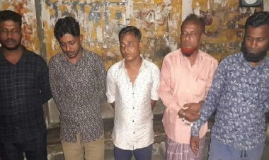 বরকত বাড়াতে ‘ফু’ দেওয়ার ব্যবসা ছিল তাদের