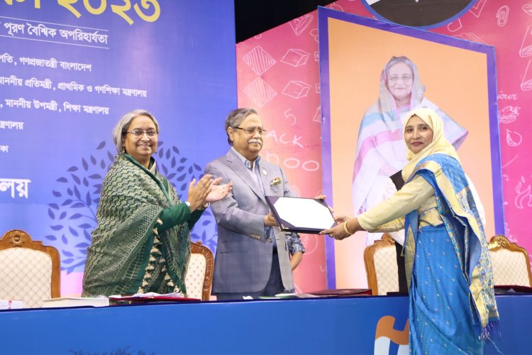 রাষ্ট্রপতি গুণী শিক্ষক সম্মাননা পেলেন লালমোহনের নাহার