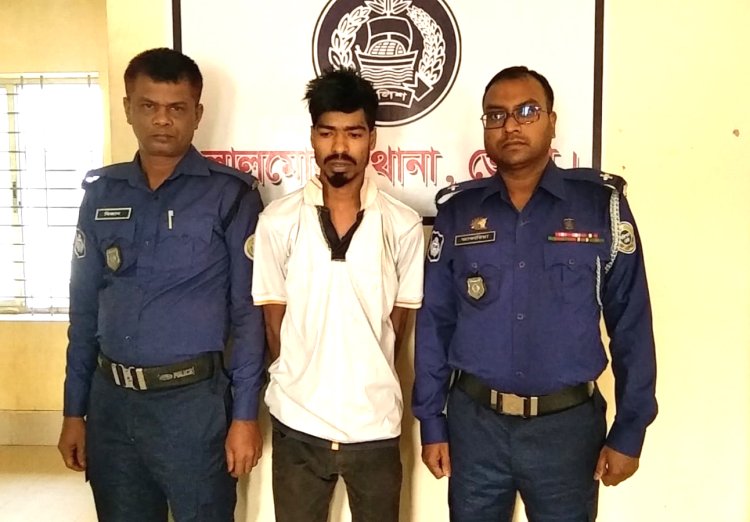 লালমোহন ইয়াবাসহ যুবক আটক