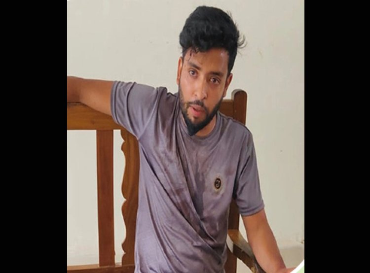স্ত্রীকে গলা কেটে হত্যা করে রক্তাক্ত দা নিয়ে থানায় স্বামী