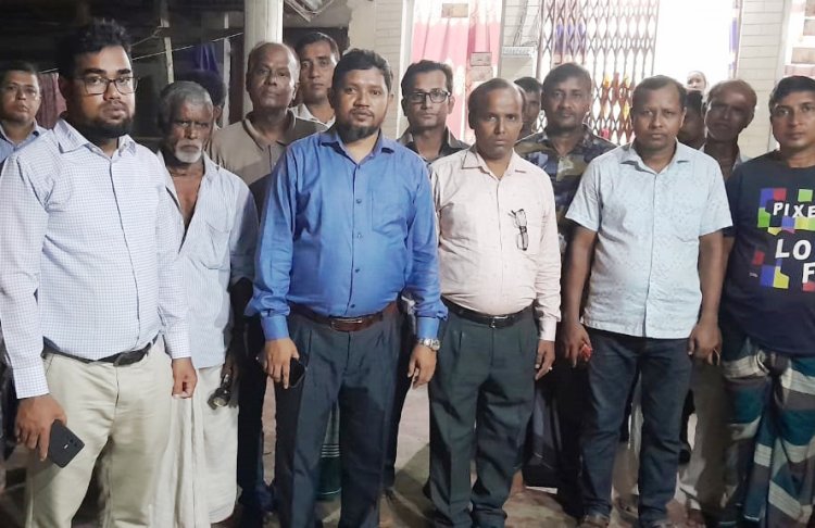 ‘সুষ্ঠু ও সুন্দর পরিবেশে লালমোহনে সম্পন্ন হবে শারদীয় দুর্গোৎসব’