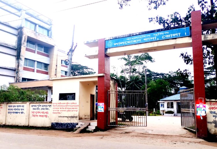 লালমোহনে সাপের কামড়ে গৃহবধূর মৃত্যু