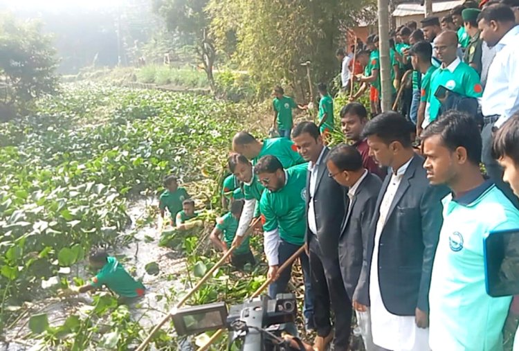 বোরহানউদ্দিনে ৩ কিলোমিটার খাল পরিস্কার
