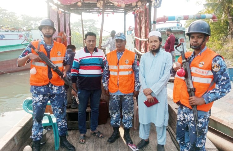 লালমোহনে নদী থেকে অবৈধভাবে বালু উত্তোলনের দায়ে ৪ লাখ টাকা অর্থদণ্ড