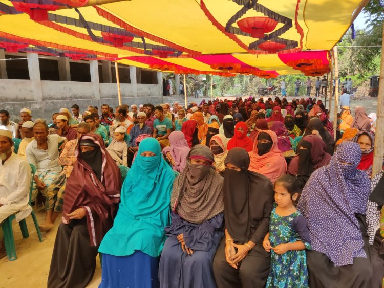ব্যারিস্টার আব্দুর রাহমান খোকার সৌজন্যে  ধলিগৌরনগর ইউনিয়নের অসহায় ও গরিব মানুষের মাঝে ঈদ সামগ্রী বিতরণ